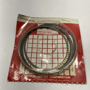 OEM Suzuki Piston Ring Set For GSX-R750H, GSXR-R750G 12140-27A11-100 - Bild 1 von 3