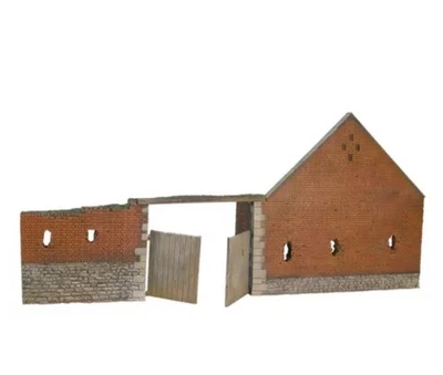 W. Britain- 17878 - Hougoumont North Gate Set No.1 - Image 1 of 2