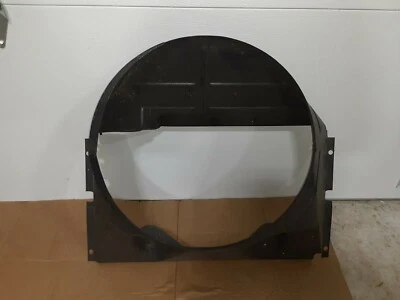 Studebaker Champion 1953-1955 cupé y cubierta de ventilador de techo rígido parte # 533186 Foto 1 de 4