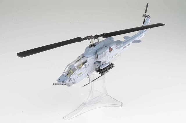820004A-1 Forces of Valor AH-1W SuperCobra 1/48 Model USMC HMLA-267 Stingers - Image 1 of 2