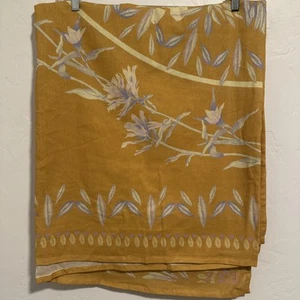 Urban Outfitters Yellow Flowers Long Tapestry Throw Size 84x 84 - Picture 1 of 5