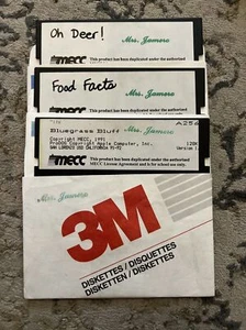 ¡Oh ciervo! Lote de Juegos de Software Food Facts & Bluegrass Bluff APPLE II 5,25 MECC RAROS - Imagen 1 de 1