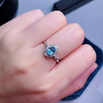 Anillo de compromiso victoriano de topacio azul suizo natural corte ovalado de plata de ley 925 Foto 1 de 4