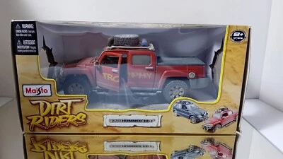 Maisto 1:26 Dirt Riders 2009 Hummer H3T rosso come nuovo in scatola - Immagine 1 di 4