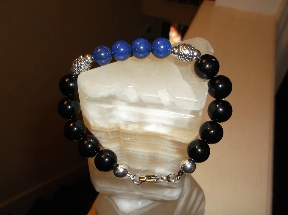 PULSERA HOMBRE HECHA A MANO 9" 12 MM ÁGATA NEGRA Y 10MM LAPISLÁZULI AZUL CUENTAS  Foto 1 de 4