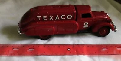 BANCO FUNDIDO A PRESIÓN TEXACO 1939 DODGE AIRFLOW (ERTL-1993) Foto 1 de 4