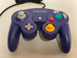 Original Nintendo GameCube Controller - Picture 1 of 12