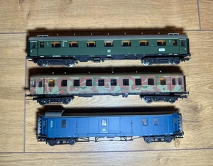 Liliput H0 3 cars: 28700 11540, L328699 WWII Wagen 3rd Class, DB 60 80 99-28006 - Picture 1 of 4