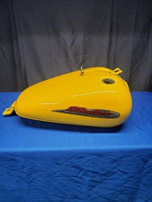 Tanque de gasolina Honda Shadow Spirit 750 com Petcock 2001 - 2007 - Imagem 1 de 4