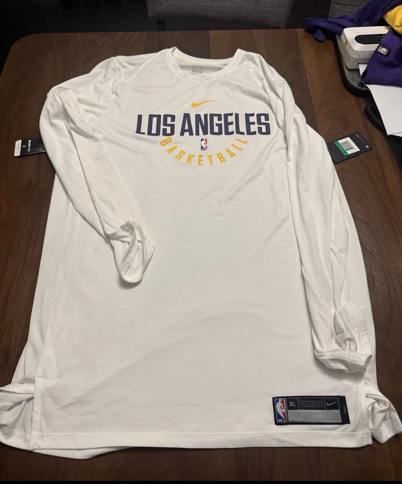 Белая тренировочная футболка игрока Nike NBA Los Angeles Lakers 2025 - Изображение 1 из 4
