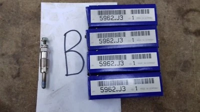 4 NUEVOS ENCHUFES DIÉSEL GENUINOS PEUGEOT 106 BERU 0100221144 5962.J3 TUD3 Foto 1 de 2