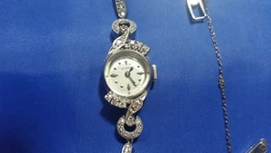 Vintage Le Coultre 17j Women's Watch 14K Gold Case, 14K Gold Band, Diamonds - Picture 1 of 12