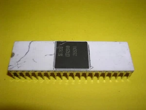 Signetics 2650AI 8-Bit Microprocessor / CPU - White Ceramic - Picture 1 of 3