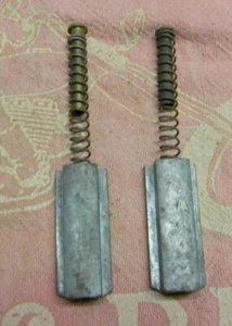 LOTE DE 2 RESORTES DESLIZANTES Y GUÍA ESTRANGULADOR USADOS CONCÉNTRICOS AMAL 928 930 932 - Imagen 1 de 1