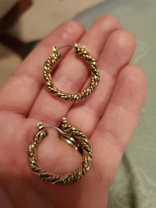 Gold- und silberfarbene geflochtene Creolen für Ohrlöcher☆☆ - Bild 1 von 2