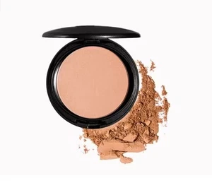 COVER FX Pressed Mineral Foundation - Shade L2 - Picture 1 of 7