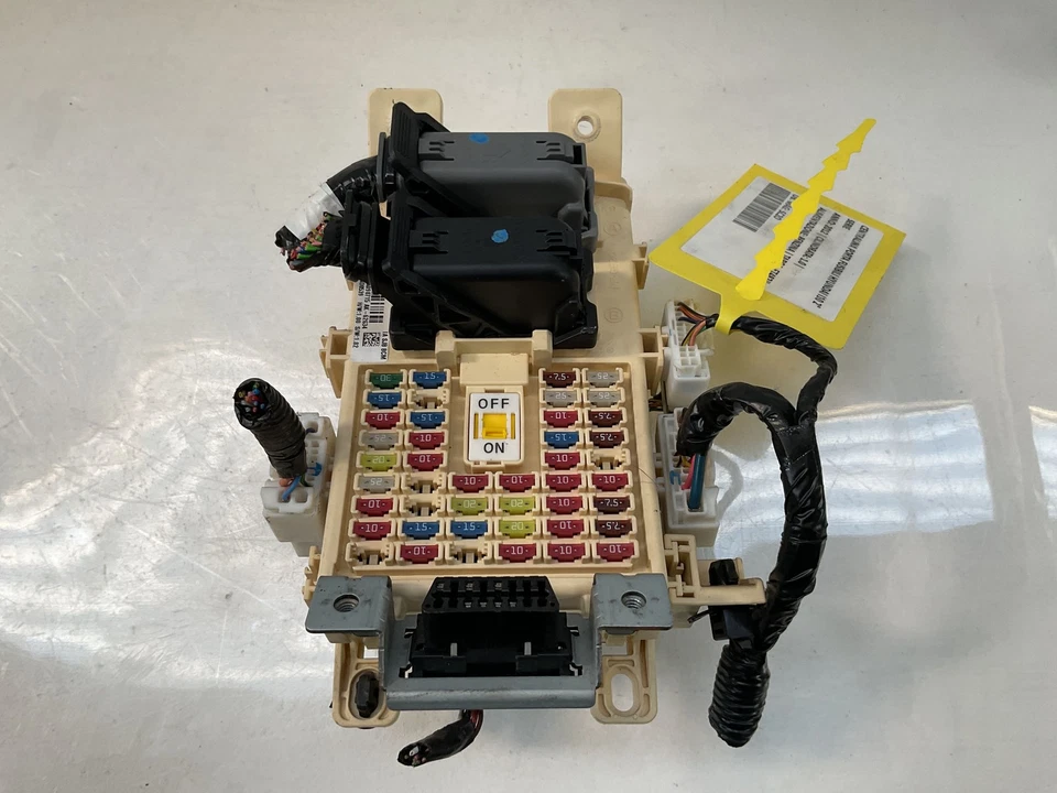 CENTRALINA PORTA FUSIBILI PER HYUNDAI i10 2° Serie 91952-B9360 Benzina 1.0 (11 - Immagine 1 di 4