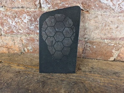 2011 VOLKSWAGEN TOURAN DASHBOARD SPEAKER COVER TRIM 1T0857209 - Image 1 of 3