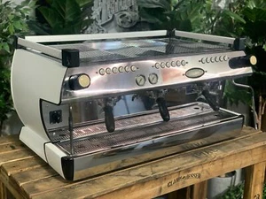 LA MARZOCCO GB5 3 GRUPO BLANCO Y NEGRO CAFETERA ESPRESSO CUSTOM CAFE BAR - Imagen 1 de 12