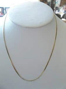 GOLD FAUX 8 1/2 NECKLACE - Picture 1 of 2