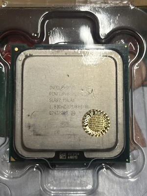 ✅NEW✅  INTEL SLA8Z E2160 Pentium Dual Core Processor CPU 1.8GHz/1M/800MHz 25 - Image 1 of 4