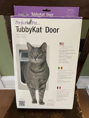 Perfect Pet TubbyKat Cat Door with 4 Way Lock , 7 1/2" x 10 1/2 cat flap NIB - Image 1 of 2