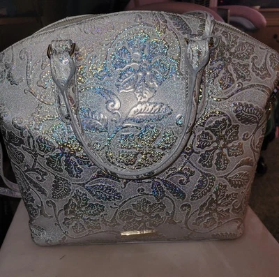 BRAHMIN CHROME ESTONIA LARGE DUXBURY  & SURI WALLET ~ GENUINE LEATHER  - Image 1 of 4