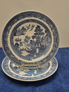 Set of 2 Wedgwood Willow Dinner Plates LK - Picture 1 of 3