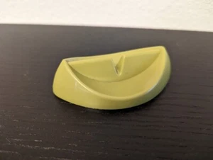 Tupperware MCM Avocado Green #1263 Knife Rest - Vintage Kitchen Tool VGC - Picture 1 of 4