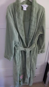 Vermont Damen Morgenmantel Chenille Frottee grün Rosen geblümt Gr. 1X Plus hochwertig - Bild 1 von 19