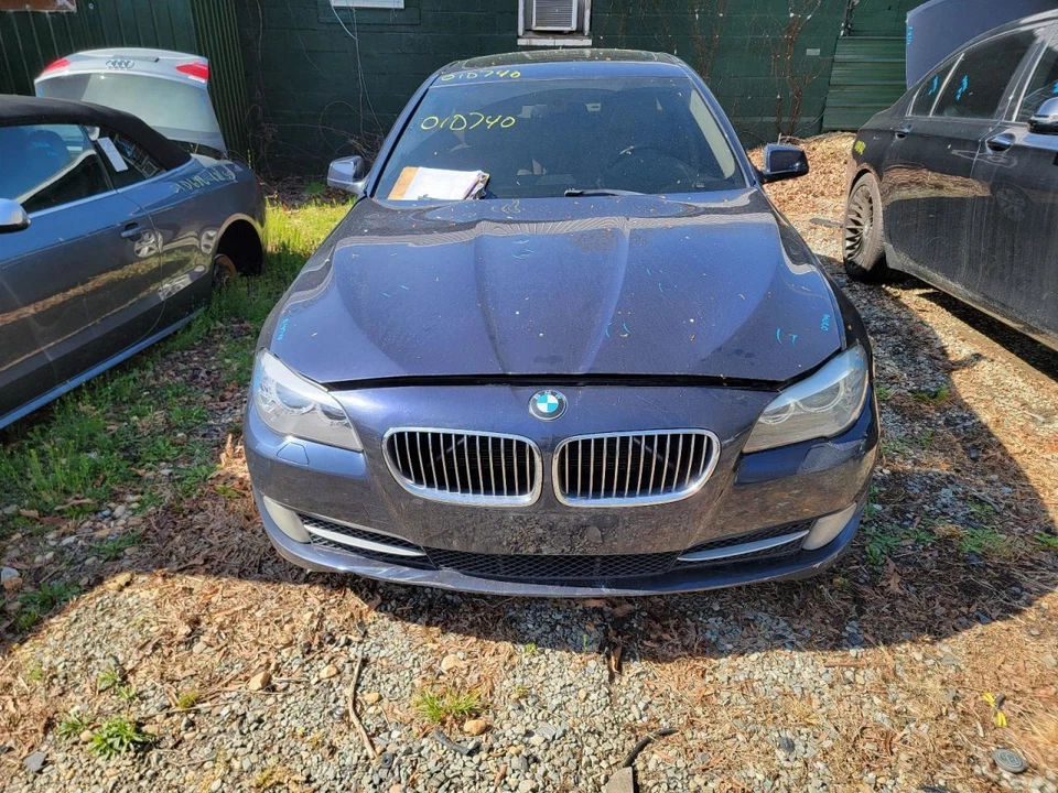 Passenger Fuel Pump Assembly Pump And Sender Fits 11 BMW 528i 1571223 - Изображение 1 из 4