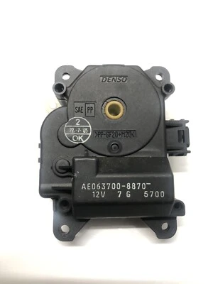 Оригинальный привод двери смеситель для Cadillac SRX 2004-2009 годов выпуска  - Изображение 1 из 3