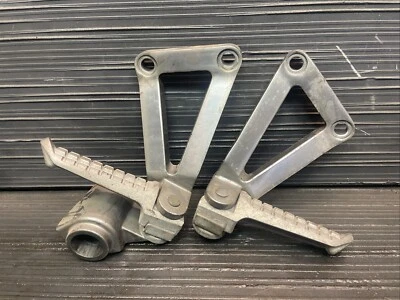 Kawasaki Ninja ZX9R 1995 estriberas y soportes para pasajeros traseros #8724 Foto 1 de 4