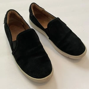 Zapatillas deportivas UGG para mujer 6,5 Cas sin cordones negras de gamuza informales planas zapatos cómodos - Imagen 1 de 9