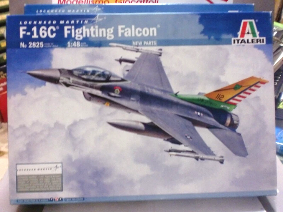 ITALERI 1/48 - F 16 C FIGHTING FALCON - art. 2825 - Immagine 1 di 1