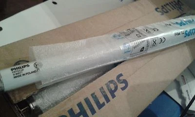  PHILIPS  FBT5 /CW  COOL WHITE T5 FLUORESCENT  TUBE LIGHT BULB  12" LONG - Image 1 of 3