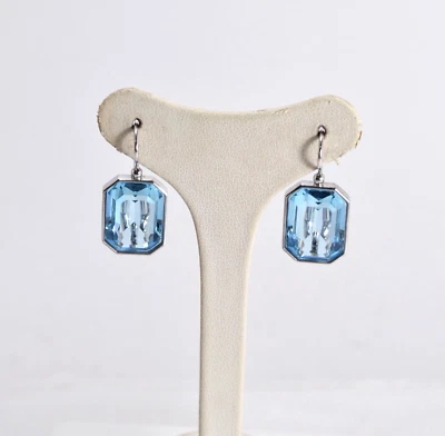 ORECCHINI ARGENTO 925  CRISTALLI  AZZURRO  OTTAGONALI  RODIATI         AGHT 0881 - Immagine 1 di 3