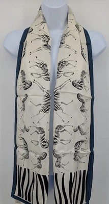 Bufanda TALBOTS 100 % seda con estampado de cebra borde azul blanco y negro 14" x 64" nueva sin etiquetas $44 Foto 1 de 4