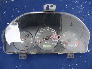 Tacho, Kombiinstrument Mazda 323 BJ Diesel - Picture 1 of 3