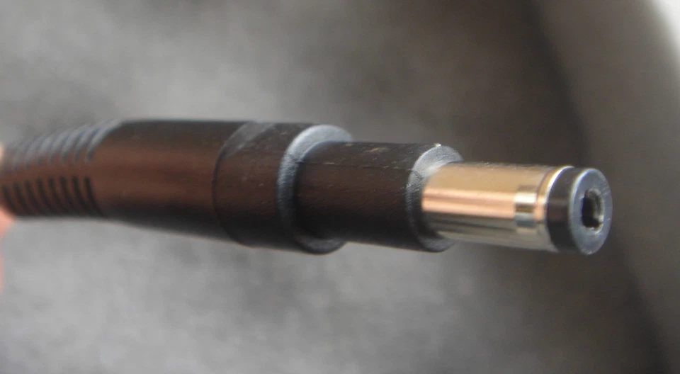 Netzteil Original HP 90W Envy Pro4 Touchsmart 4 Spectre XT Ultrabook - Bild 1 von 1