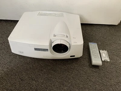 Mitsubishi WD620U DLP Projector 4000 Lumens WXGA HD 1080i HDMI LAN 0 HOURS - Image 1 of 4