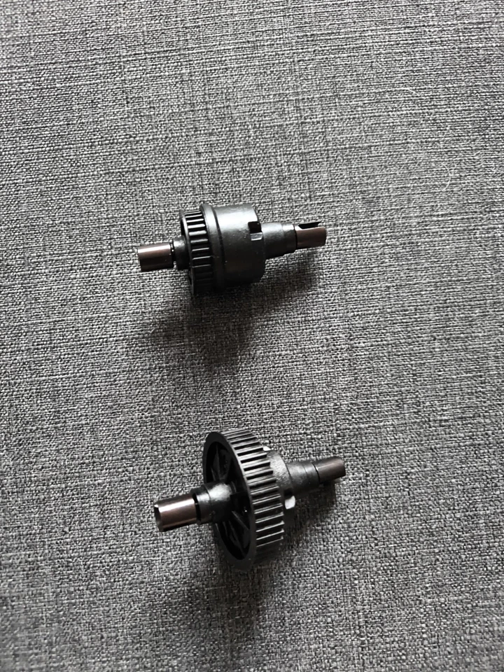 Kyosho V One S Differentiale  Vordere+ Hintere. - Bild 1 von 1