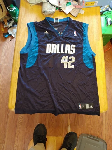 Adidas Jerry Stackhouse #42 Men's Size XL Dallas Mavericks  Jersey Cover