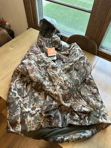 First Lite Sanctuary 2.0- L- New With Tags - Picture 1 of 2