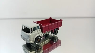 Matchbox Lesney n. 3 Bedford 7 1/2 tonnellata ribaltabile grigio marrone ecce... - Immagine 1 di 4