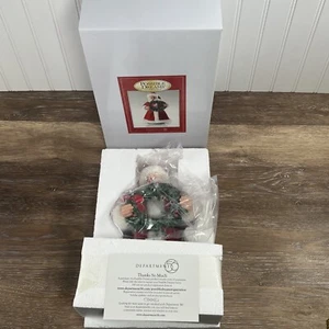 ¡Nuevo 2021 Dept 56 Possible Dreams Clothtique Santa Christmas Corona de Perenne! - Imagen 1 de 7