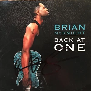 BRIAN McKNIGHT PERFEKT SIGNIERTES CD-BOOKLET MIT JSA COA. DAS BESTE BEI EBAY! - Bild 1 von 2