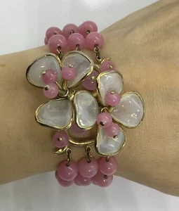 VTG Alfred Philippe Crown Trifari Poured Pink Glass Camellia Bracelet 7.3/4 X 2” - Picture 1 of 12