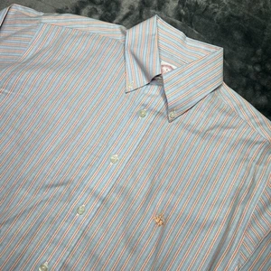 Camisa BROOKS BROTHERS Madison Para Hombres Pequeña Rayas Con Botones Azul Melocotón Usada en Excelente Condición Logo - Imagen 1 de 9