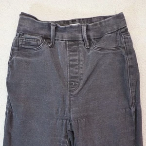 Jeans Good American para mujer grandes acampanados jersey tiro medio elástico denim - Imagen 1 de 7